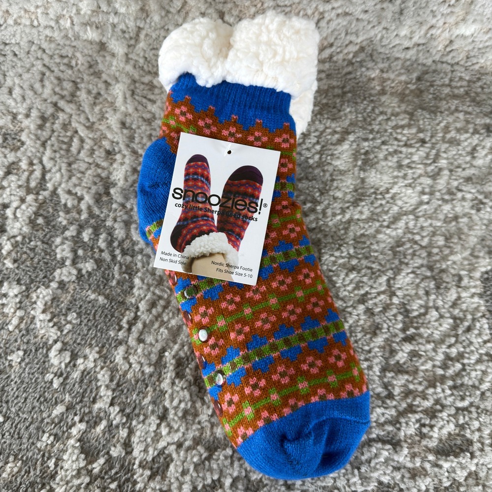 New Snoozies Size One Size Nordic Sherpa Lined Non Skid Slipper Socks Blue Women